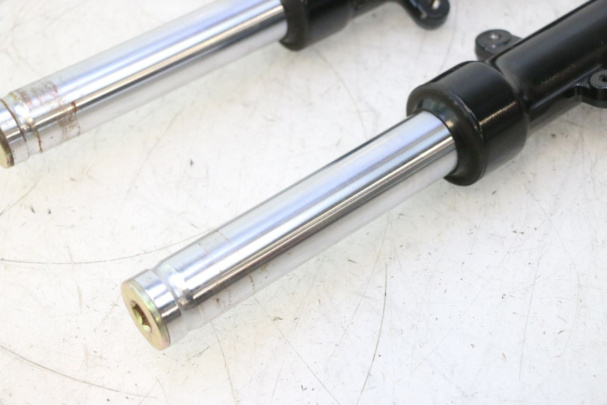 photo de STELO FORCELLA JM MOTORS R-MAX TECH 50 (2024 - 2026) - Marcature e riferimenti originali