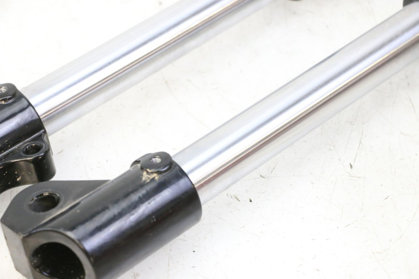 photo de STELO FORCELLA APOLLO RFZ 125 - Zoom sui componenti