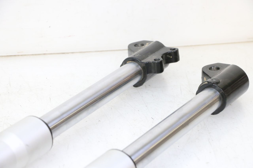 photo de STELO FORCELLA APOLLO RFZ 125 - Dettagli dei punti di fissaggio