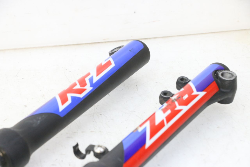 photo de STELO FORCELLA APOLLO RFZ 125 - Primo piano ad alta risoluzione