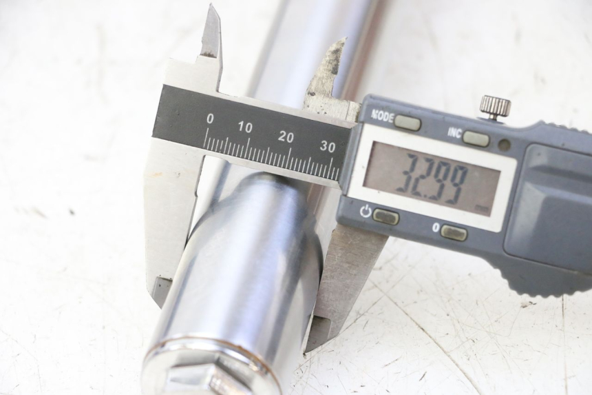 photo de STELO FORCELLA APOLLO RFZ 125 - Primo piano tecnico