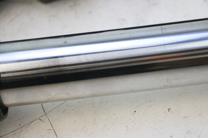 photo de STELO FORCELLA HARLEY DAVIDSON ROAD GLIDE FLTRXSE 1920 (2018 - 2022) - Marcature e riferimenti originali