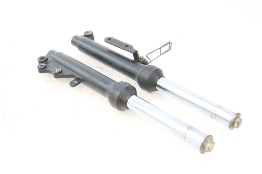 photo de STELO FORCELLA TNT MOTOR ROMA 10' 2T 50 (2011 - 2018) - Stato della superficie e materiale