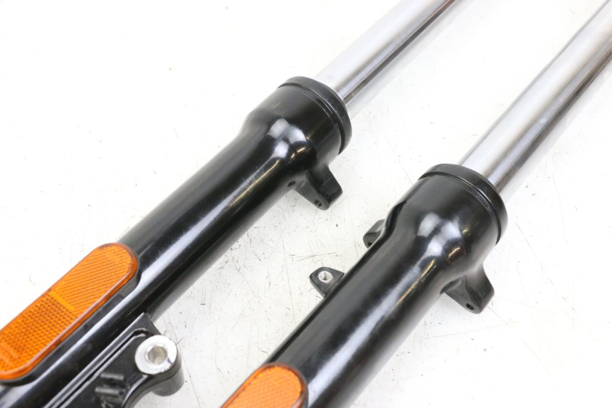 photo de STELO FORCELLA ROYAL ENFIELD CONTINENTAL GT 650 (2019 - 2024) - Vista d'insieme del prodotto