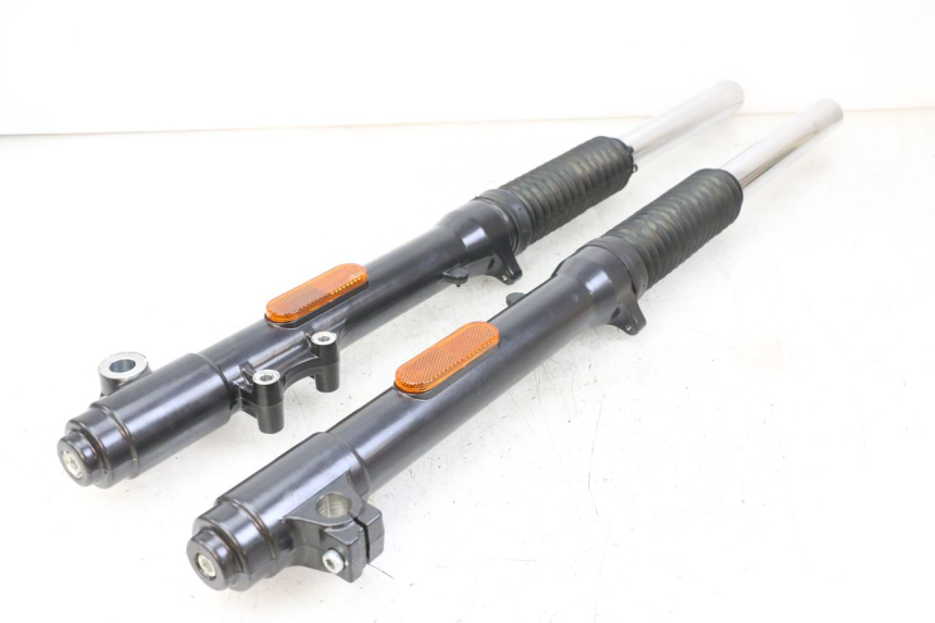 photo de STELO FORCELLA ROYAL ENFIELD SCRAM 411 (2022 - 2024) - Vista principale