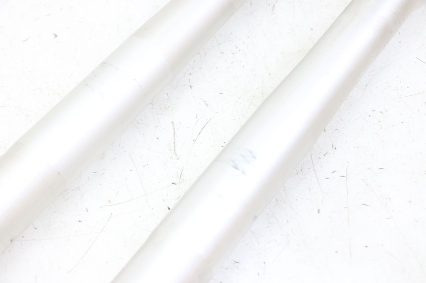 photo de FORCELLA GUIDATA APOLLO RXF 125 - Stato della superficie e materiale