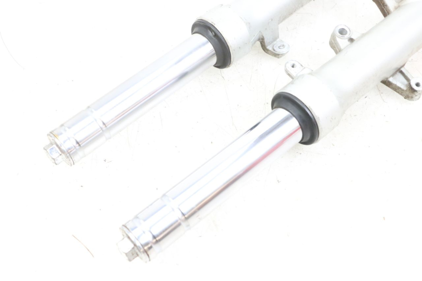 photo de Tubo forcella DAELIM S3 125 (2010 - 2017) - Primo piano tecnico