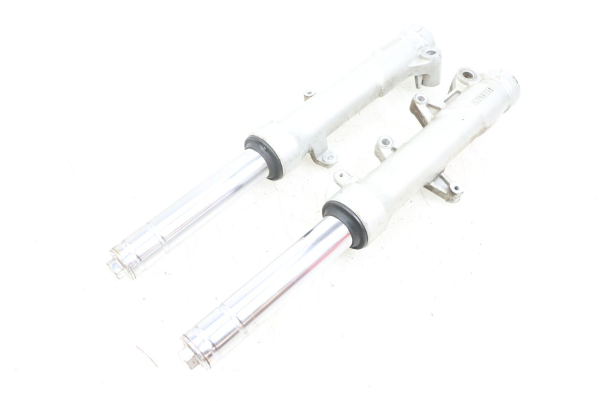 photo de Tubo forcella DAELIM S3 125 (2010 - 2017) - Dettagli dei punti di fissaggio