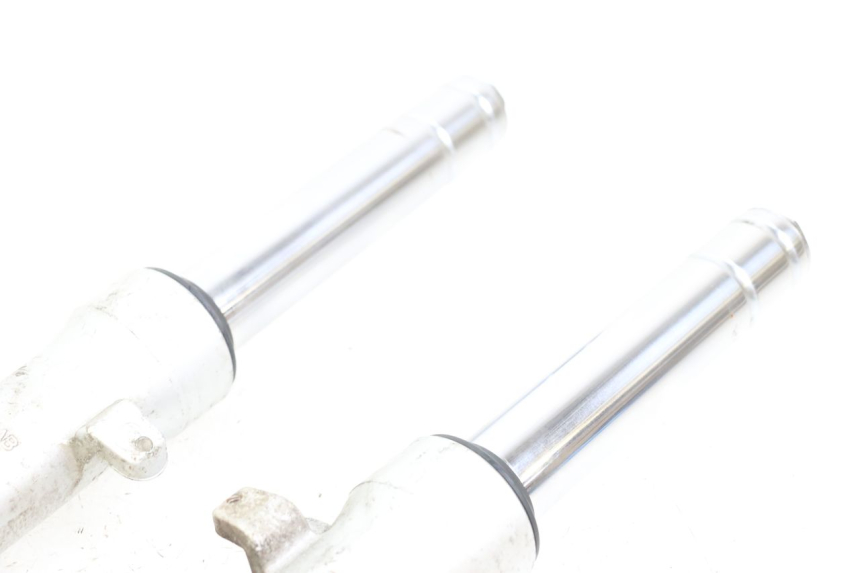 photo de Tubo forcella DAELIM S3 125 (2010 - 2017) - Marcature e riferimenti originali