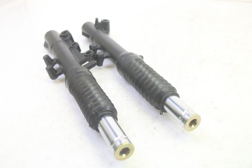 photo de STELO FORCELLA JM MOTORS SANTANA EVO 50 (2024 - 2026) - Vista d'insieme del prodotto