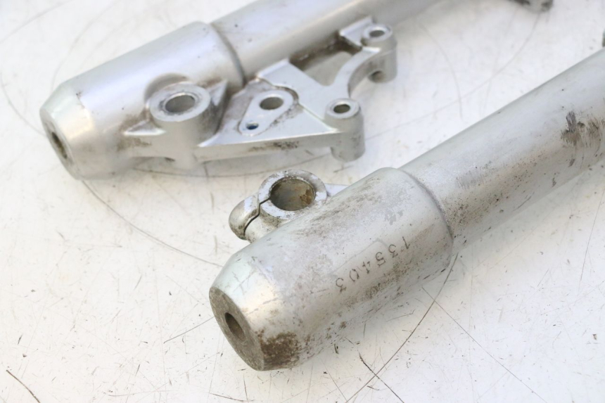 photo de STELO FORCELLA PEUGEOT SATELIS 125 (2013 - 2018) - Ispezione visiva dettagliata