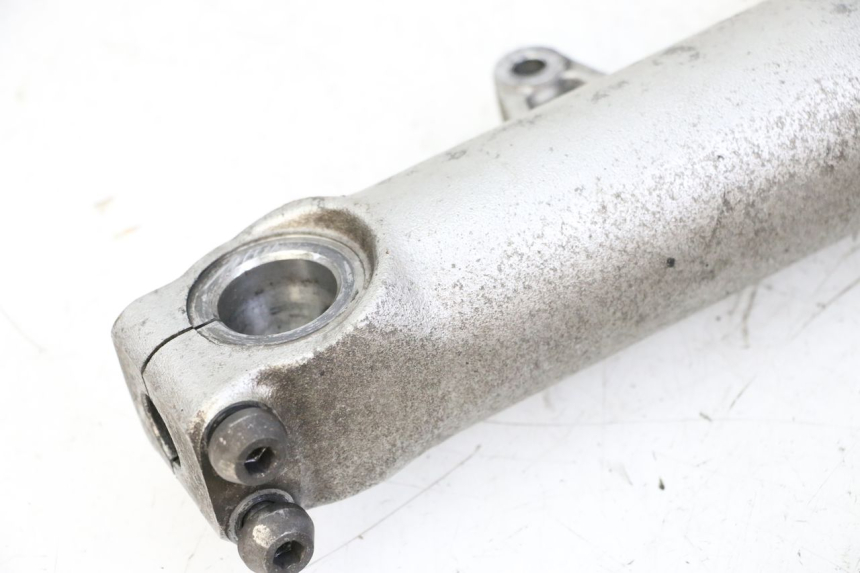 photo de STELO FORCELLA HONDA ST PAN EUROPEAN 1300 (2002 - 2013) - Dettagli dei punti di fissaggio