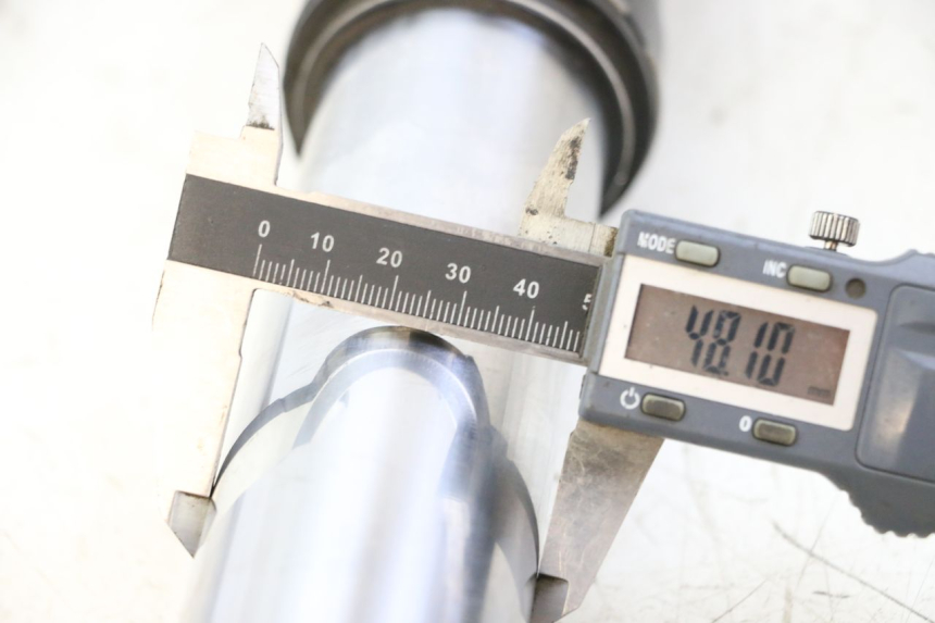 photo de STELO FORCELLA KTM SUPERENDURO R 950 (2005 - 2009) - Dettaglio del componente