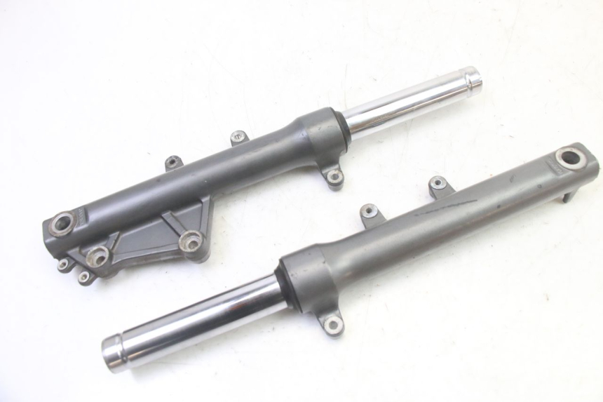 photo de FORCELLA GUIDATA APRILIA SXR 50 (2021 - 2023) - Stato della superficie e materiale