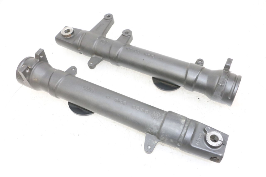 photo de STELO FORCELLA YAMAHA TZR 50 (2008 - 2016) - Primo piano tecnico