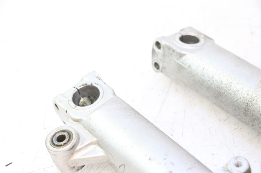 photo de STELO FORCELLA HONDA VFR FI RC46 800 (1998 - 2001) - Ispezione visiva dettagliata