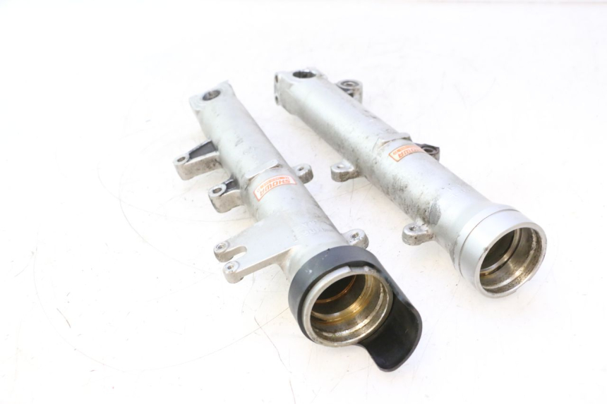 photo de STELO FORCELLA HONDA VFR FI RC46 800 (1998 - 2001) - Dettagli dei punti di fissaggio