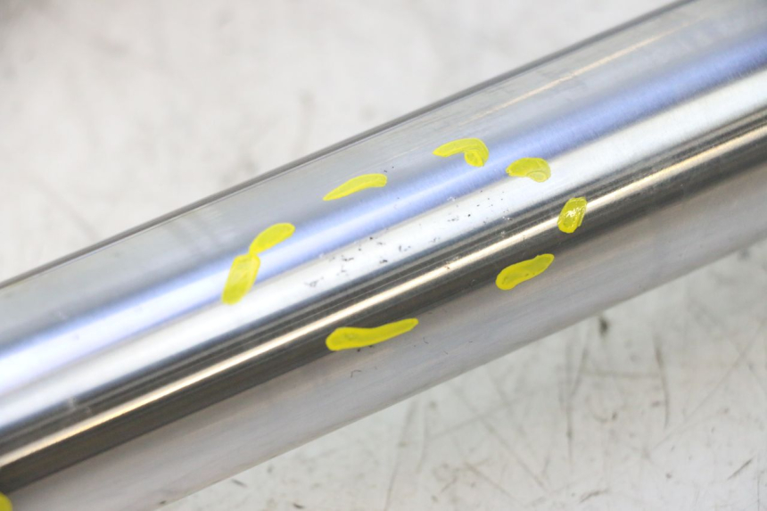 photo de STELO FORCELLA DAELIM VJ ROADWIN 125 (2004 - 2007) - Focus sulla struttura