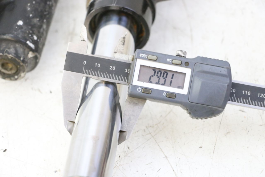 photo de STELO FORCELLA MBK WAAP 125 (2008 - 2013) - Zoom sullo stato d'uso