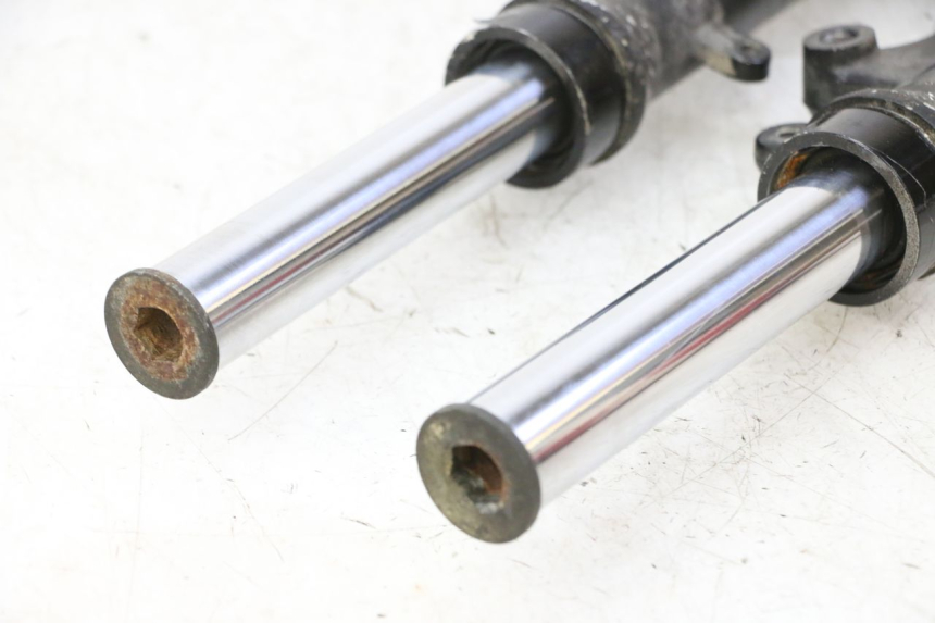 photo de STELO FORCELLA MBK WAAP 125 (2008 - 2013) - Stato della superficie e materiale