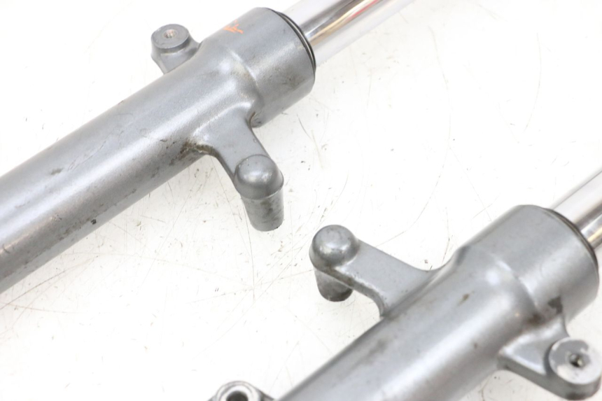 photo de FORCELLA GUIDATA YAMAHA XMAX X-MAX 125 (2006 - 2009) - Primo piano ad alta risoluzione