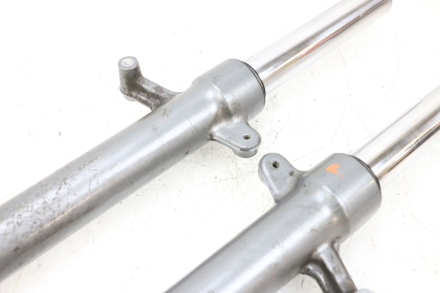 photo de FORCELLA GUIDATA YAMAHA XMAX X-MAX 125 (2006 - 2009) - Marcature e riferimenti originali