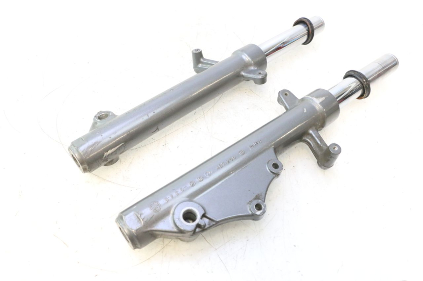 photo de FORCELLA GUIDATA YAMAHA XMAX X-MAX 125 (2006 - 2009) - Angolazione alternativa
