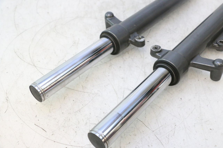 photo de FORCELLA GUIDATA YAMAHA XMAX X-MAX 125 (2006 - 2009) - Zoom sullo stato d'uso