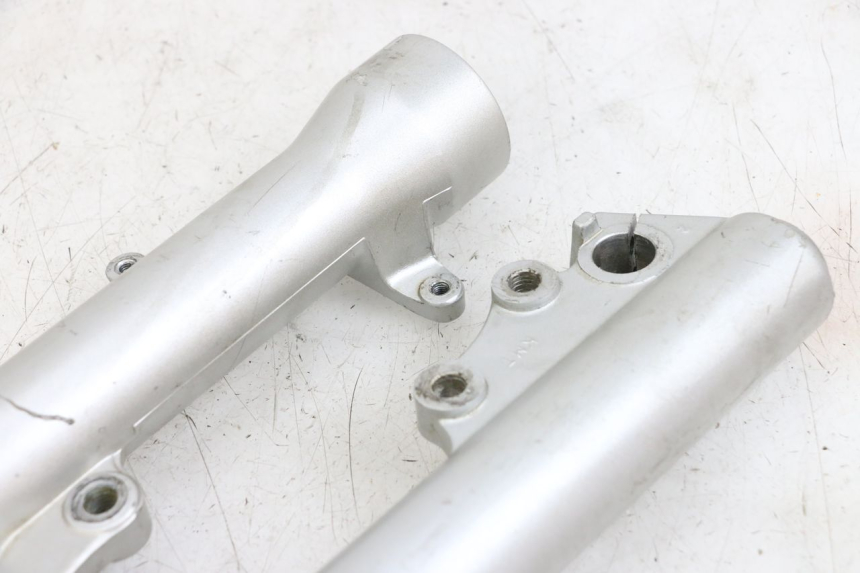 photo de STELO FORCELLA PIAGGIO X9 125 (2000 - 2003) - Zoom sullo stato d'uso