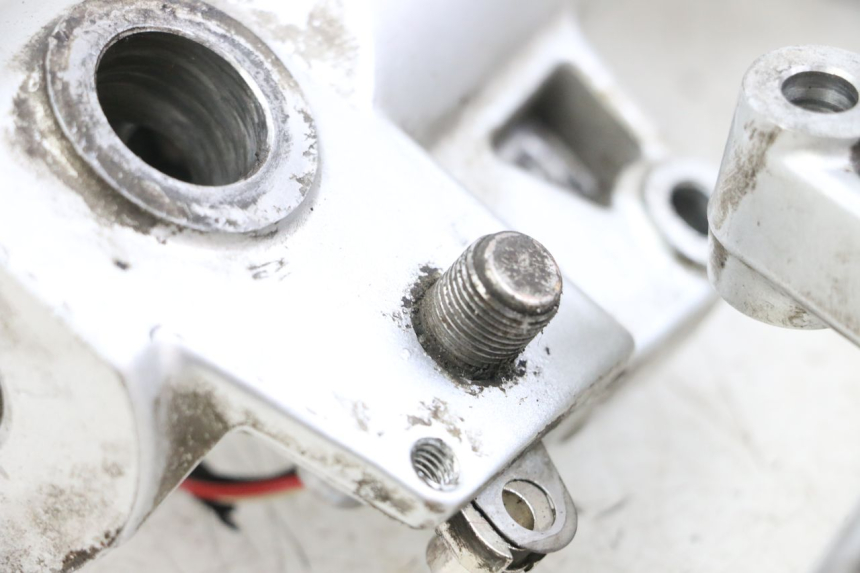 photo de STELO FORCELLA KYMCO XCITING 250 (2006 - 2009) - Caratteristiche distintive