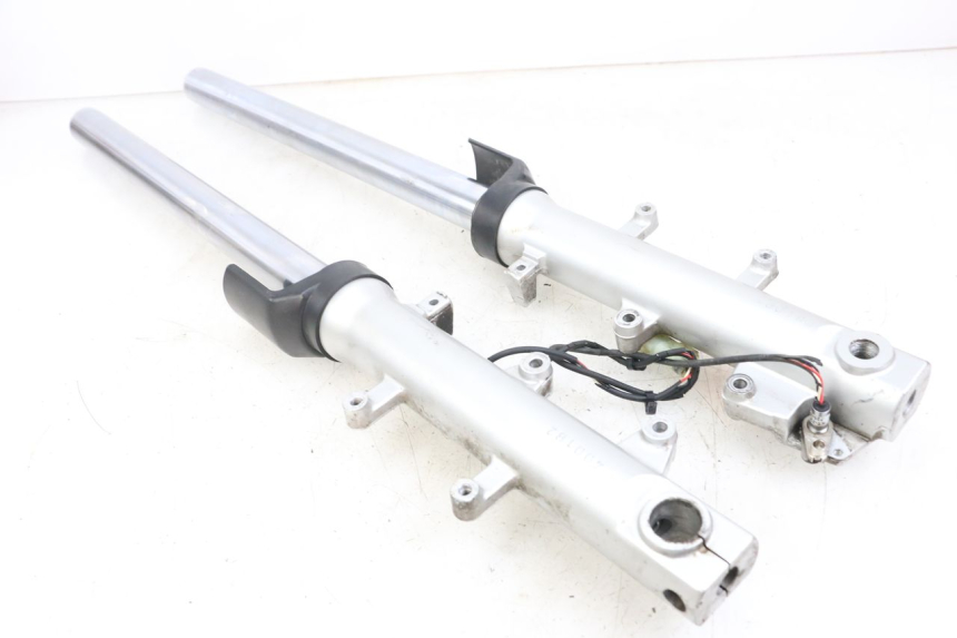 photo de STELO FORCELLA KYMCO XCITING 250 (2006 - 2009) - Stato della superficie e materiale