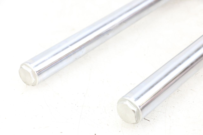 photo de STELO FORCELLA KYMCO XCITING 250 (2006 - 2009) - Marcature e riferimenti originali