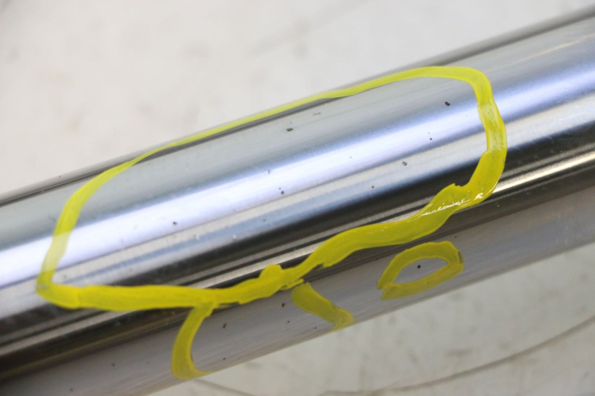 photo de STELO FORCELLA HONDA XLV VARADERO 125 (2007 - 2012) - Zoom sullo stato d'uso