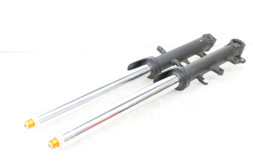 photo de STELO FORCELLA YAMAHA TRACER 7 700 (2020 - 2024) - Dettaglio del componente