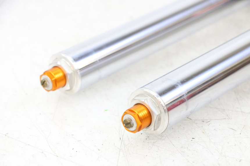 photo de STELO FORCELLA YAMAHA TRACER 7 700 (2020 - 2024) - Marcature e riferimenti originali