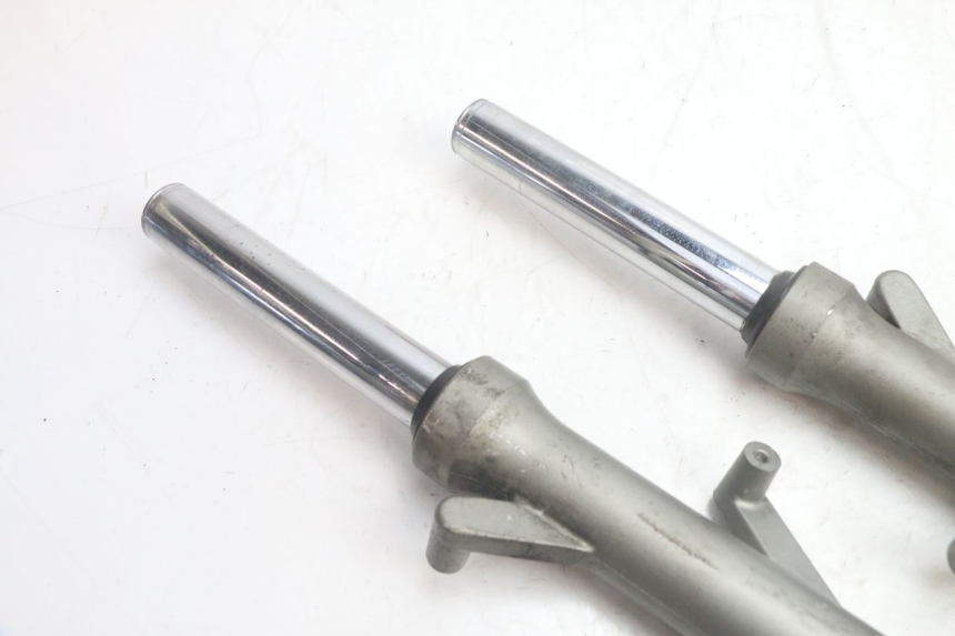 photo de STELO FORCELLA YAMAHA YP MAJESTY 125 (1998 - 2001) - Dettaglio del componente
