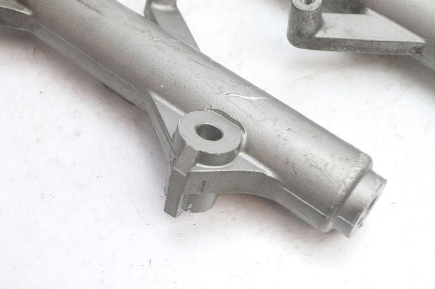 photo de STELO FORCELLA YAMAHA YP MAJESTY 125 (1998 - 2001) - Altra angolazione