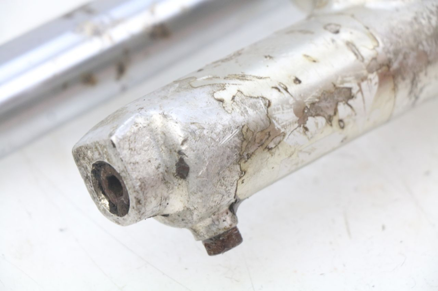 photo de FORCELLA GUIDATA YAMAHA YZ 80 (1982 - 1983) - Altra angolazione