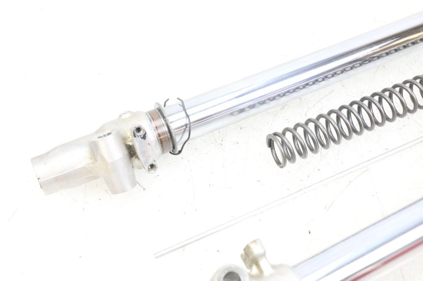 photo de  YAMAHA YZ 85 (2002 - 2018) - Dettagli dei punti di fissaggio