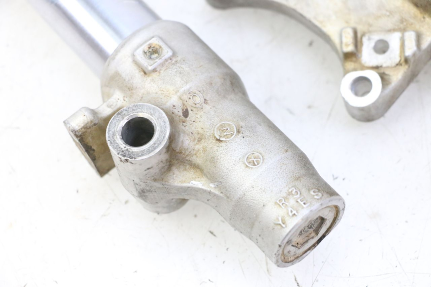 photo de  YAMAHA YZ 85 (2002 - 2018) - Dettagli dei punti di fissaggio