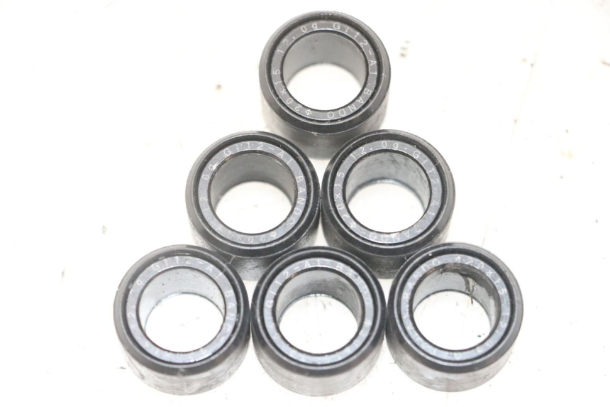 photo de RULLI VARIATORE SUZUKI BURGMAN 125 (2007 - 2014) - Vista principale