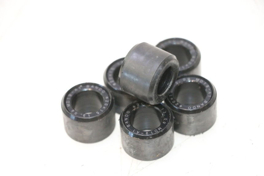 photo de RULLI VARIATORE SUZUKI BURGMAN 125 (2007 - 2014) - Altra angolazione