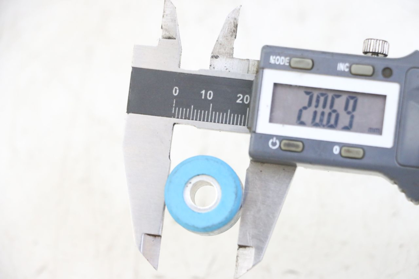 photo de RULLI VARIATORE PIAGGIO VESPA GRANTURISMO 200 (2004 - 2005) - Zoom sullo stato d'uso