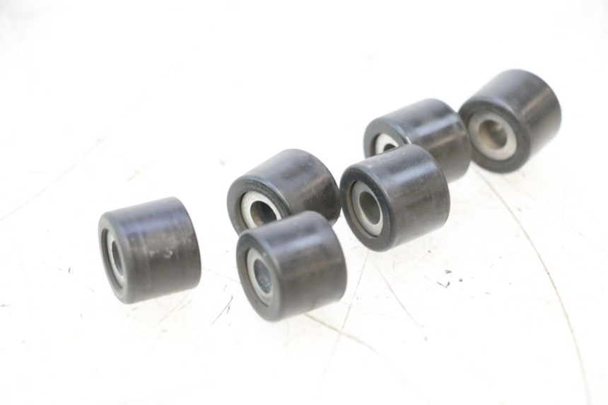 photo de RULLI VARIATORE PIAGGIO TYPHOON 50 (2000 - 2009) - Altra angolazione