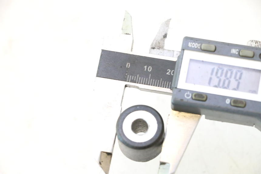 photo de RULLI VARIATORE PIAGGIO X9 AMALFI 180 (2000 - 2003) - Dettagli dei punti di fissaggio