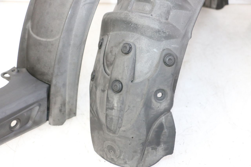 photo de PARAFANGO POSTERIORE QUADRO 4 4D 350 (2015 - 2018) - Altra vista dell'articolo