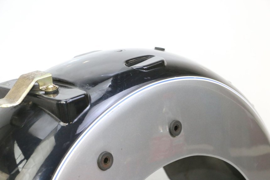 photo de Parafango posteriore HYOSUNG GV AQUILA 125 (2000 - 2009) - Stato della superficie e materiale