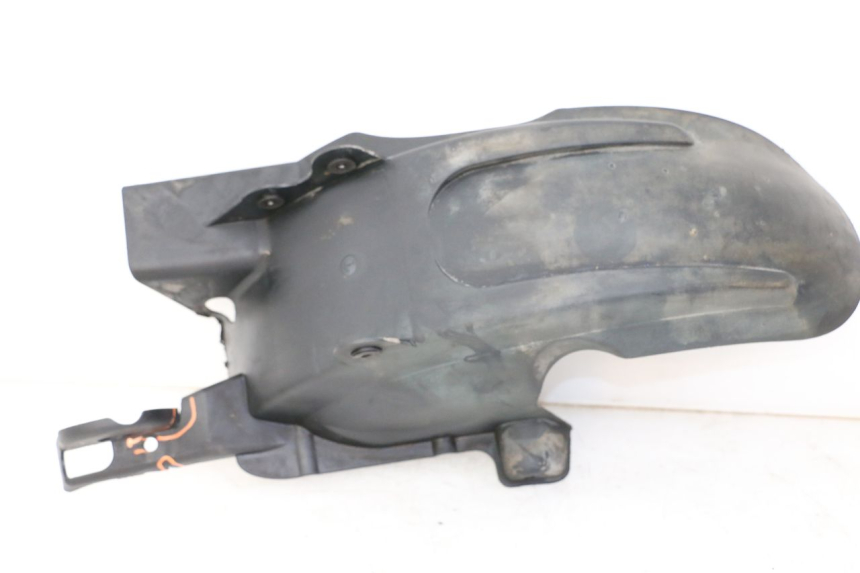 photo de PARAFANGO POSTERIORE BMW C1 125 (2000 - 2003) - Primo piano tecnico