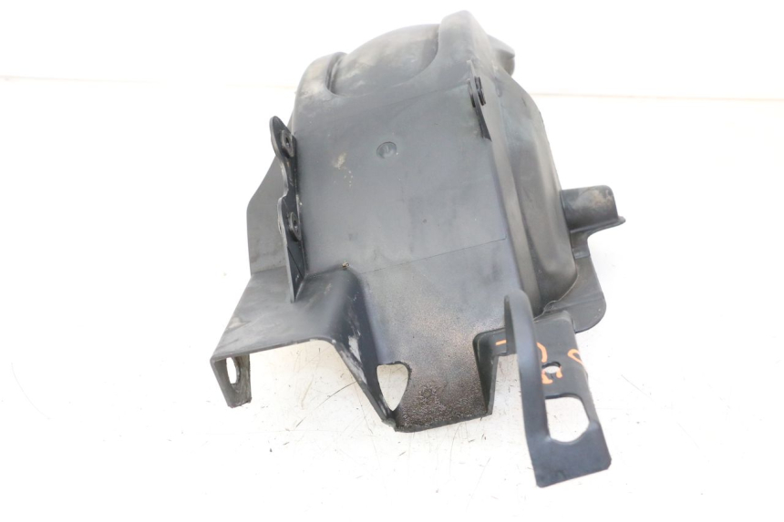 photo de PARAFANGO POSTERIORE BMW C1 125 (2000 - 2003) - Stato della superficie e materiale