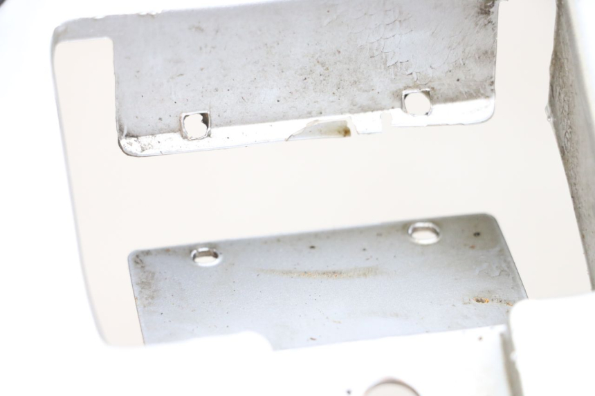 photo de PARAFANGO POSTERIORE APRILIA CLASSIC 125 (1995 - 2001) - Dettaglio del componente